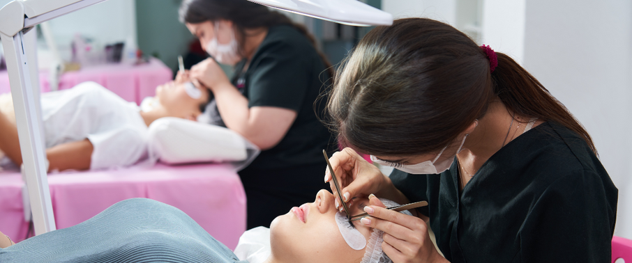 Six Tips for A Happier & Motivated Lash Salon Team
